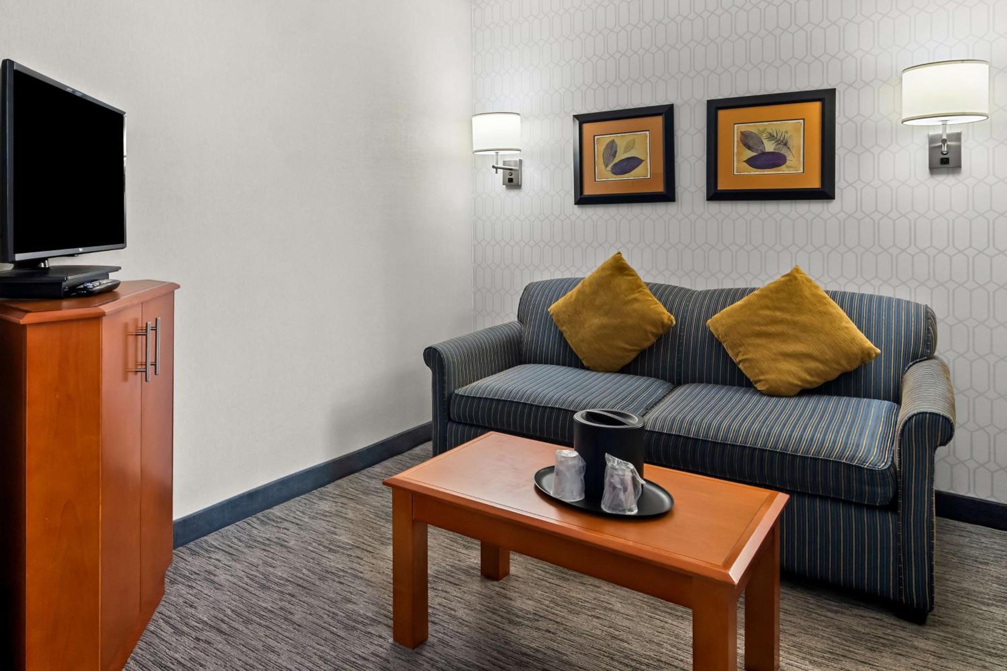 Best Western PLUS Langley Inn Exterior foto
